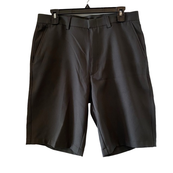OOBE men's size 32 Gray flat front stretch pockets golfing athletic summer short - Picture 1 of 6